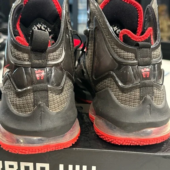 Nike LeBron 19 EP 'Bred' DC9340-001 - Picture 7 of 9